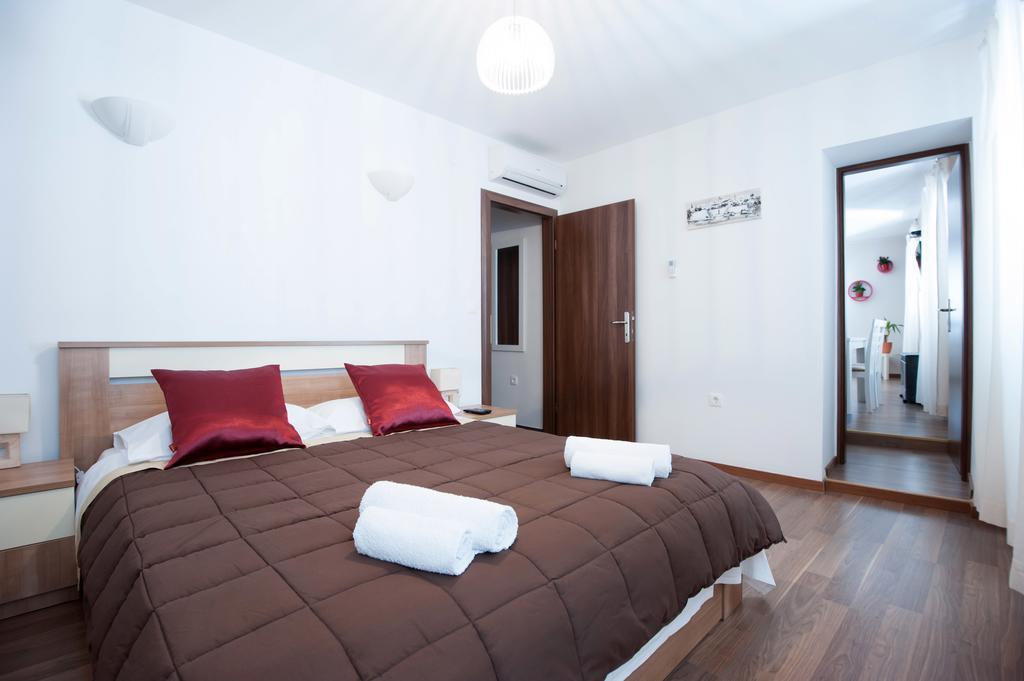 Rooms & Apartments 72 زادار الغرفة الصورة